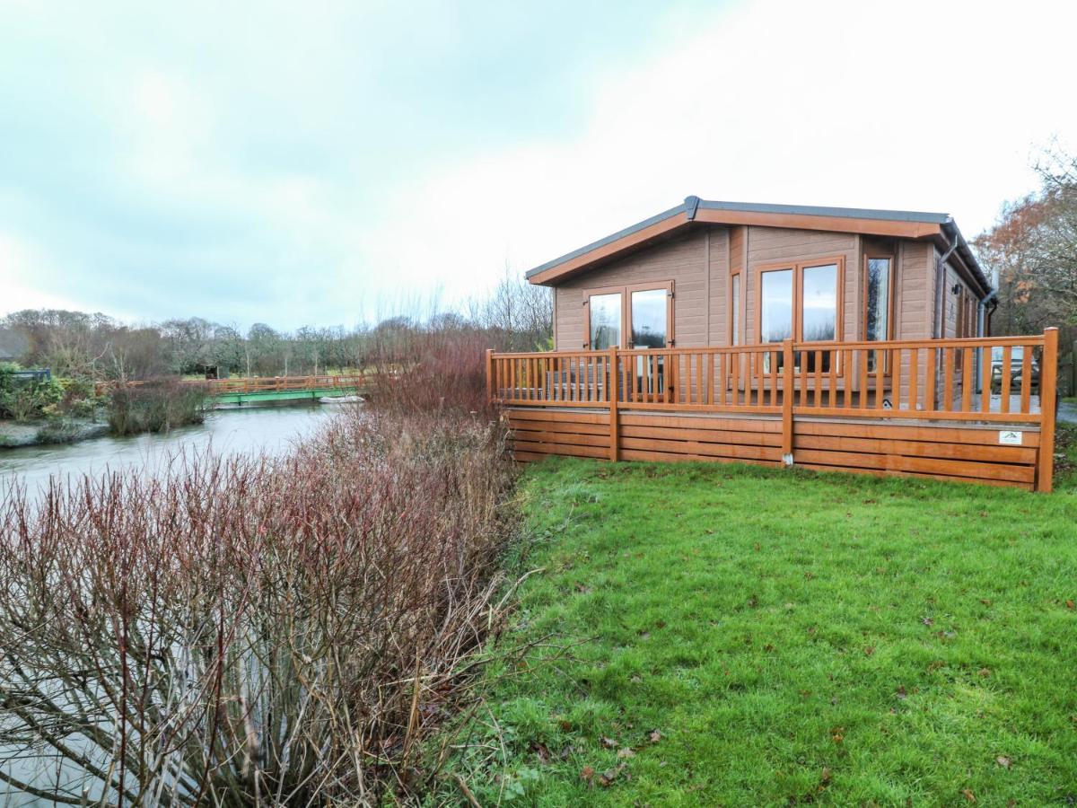 Braeburn Lodge Winkleigh Exteriör bild